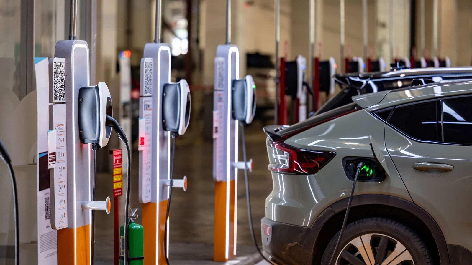 Fueling Finance: How Cloud Technology is Changing Commercial Vehicle Loans