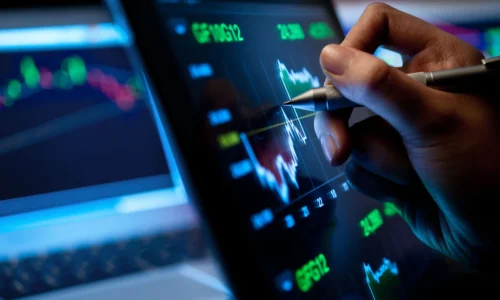 Top Global Banking Trends in 2025 Shaping the Future of Finance
